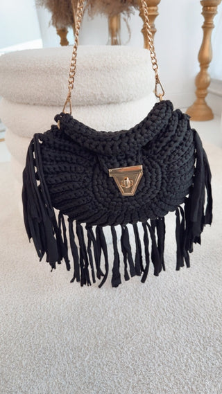 Häkeltasche in Schwarz