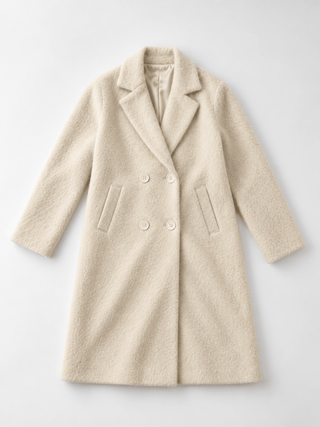 Stylischer Fellmantel für Damen in Creme mit Reverskragen, Knöpfen, Taschen & weicher Haptik - Levelone GmbH & Co. KG
