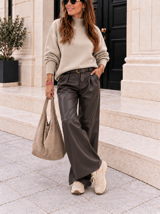 Lederhose 2610056 - Levelone GmbH & Co. KG
