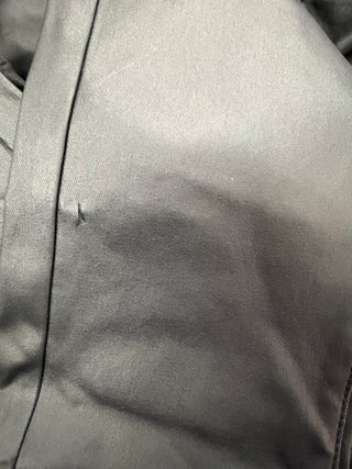 2 Wahl Stretch Lederhose in Schwarz mit einem Loch