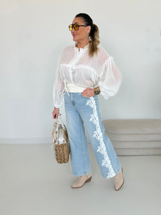 Ruffle blouse 2601171