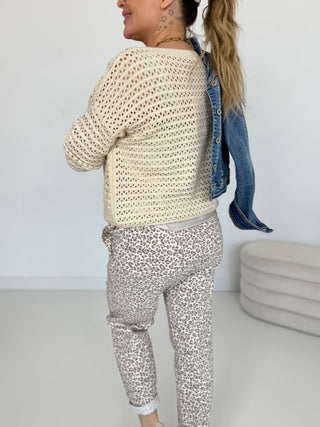 Crochet sweater 2601325