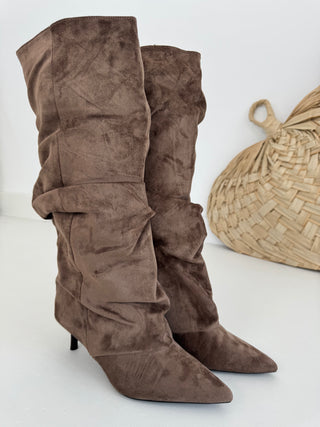 Stiefel in Khaki mit Raffung am Schaft für Damen in Größen 36-41 - Levelone GmbH & Co. KG