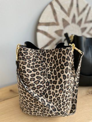 Leder Beuteltasche 2509166-69