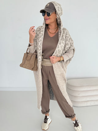 Knitted coat 2412052