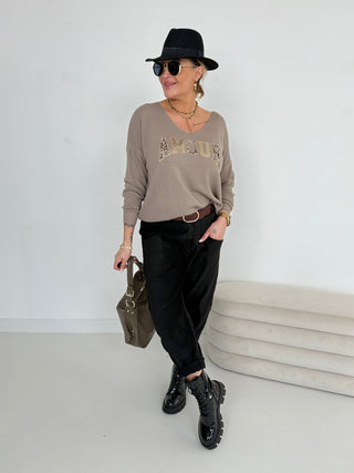 Knitted sweater 2511112