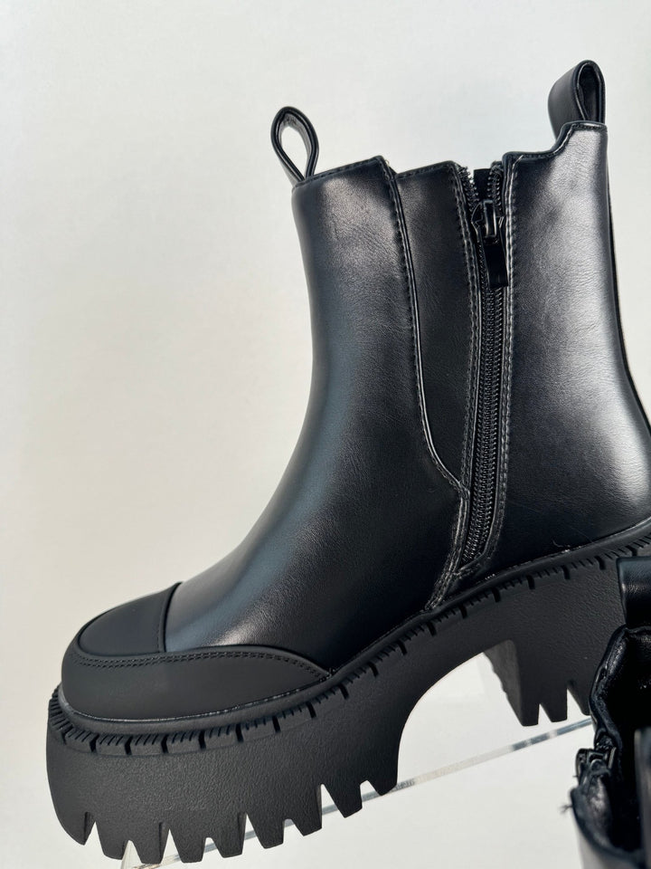 Boots 2310330-35