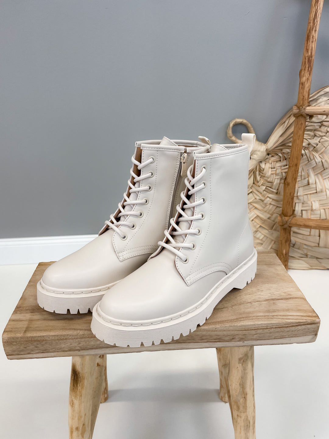 Boots Elly (vers. Farben) T252