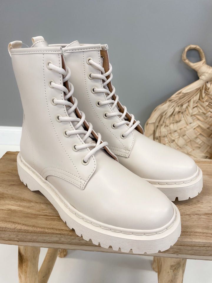 Boots Elly (vers. Farben) T252